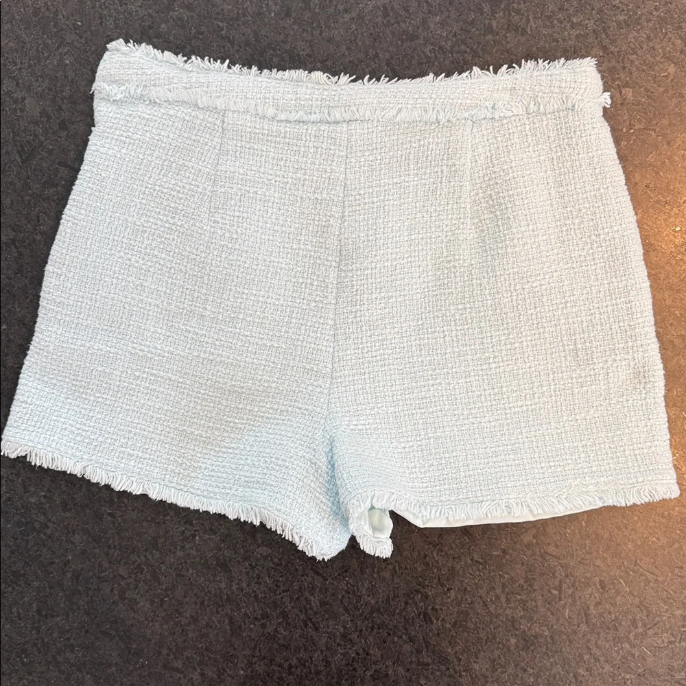 Cinq a Sept two piece suit, size 10, ice blue - Picture 9 of 10